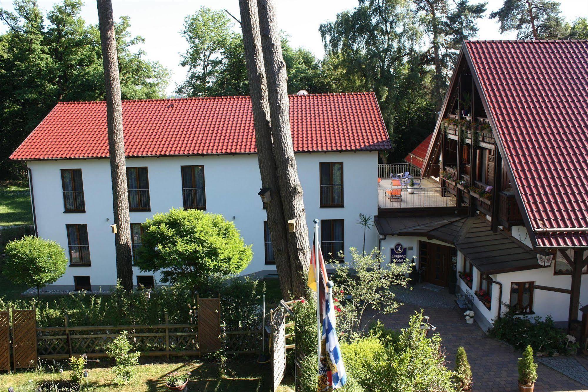 Hotel Waldhof Hohenkammer Eksteriør bilde